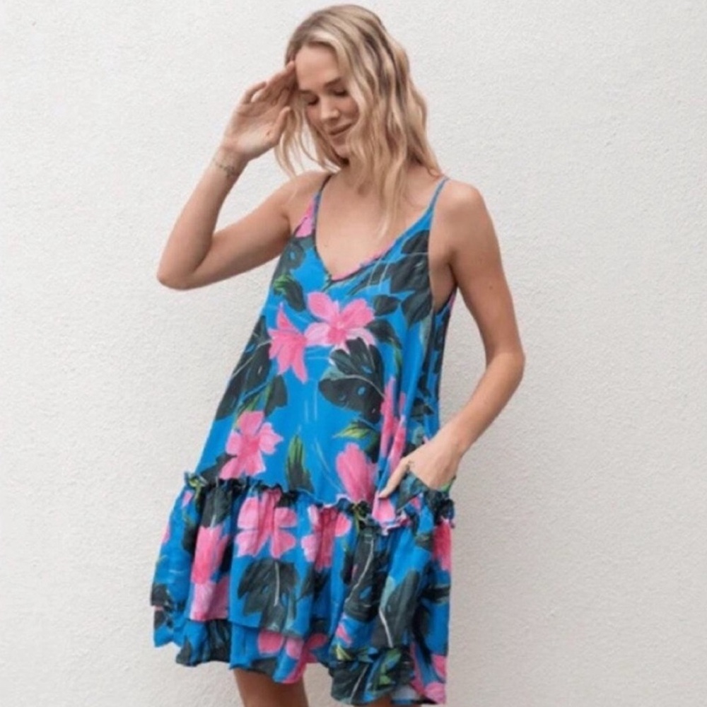 Left Ob Friday Floral Blue Sleeveless Dress